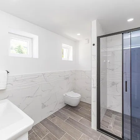 דירה 2 Bedroom Lovely In Stanici